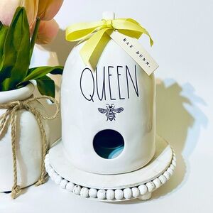 Rae Dunn Queen Bee 🐝 Birdhouse